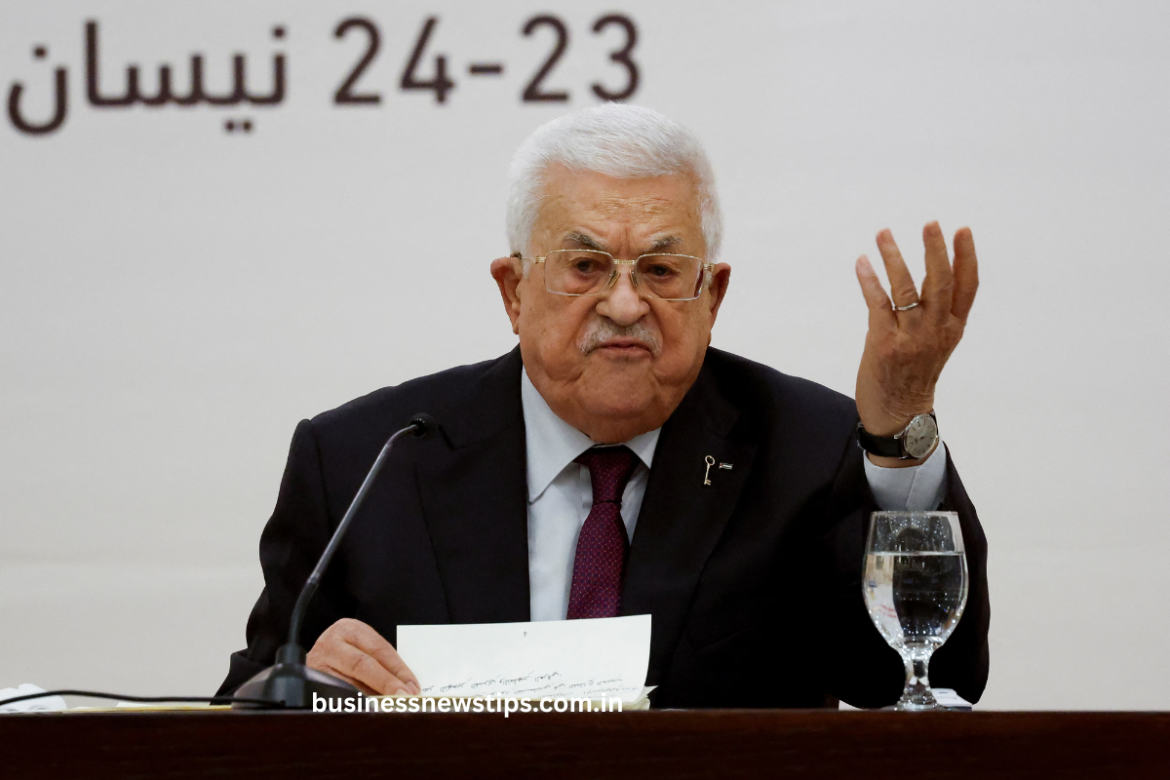 Abbas Names Likely Successor to Reassure Global Community